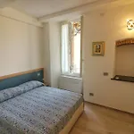 La Pulce *